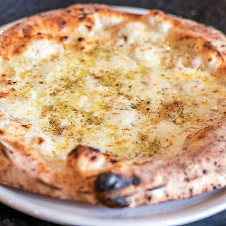 Delicious Cheese Pizza Options